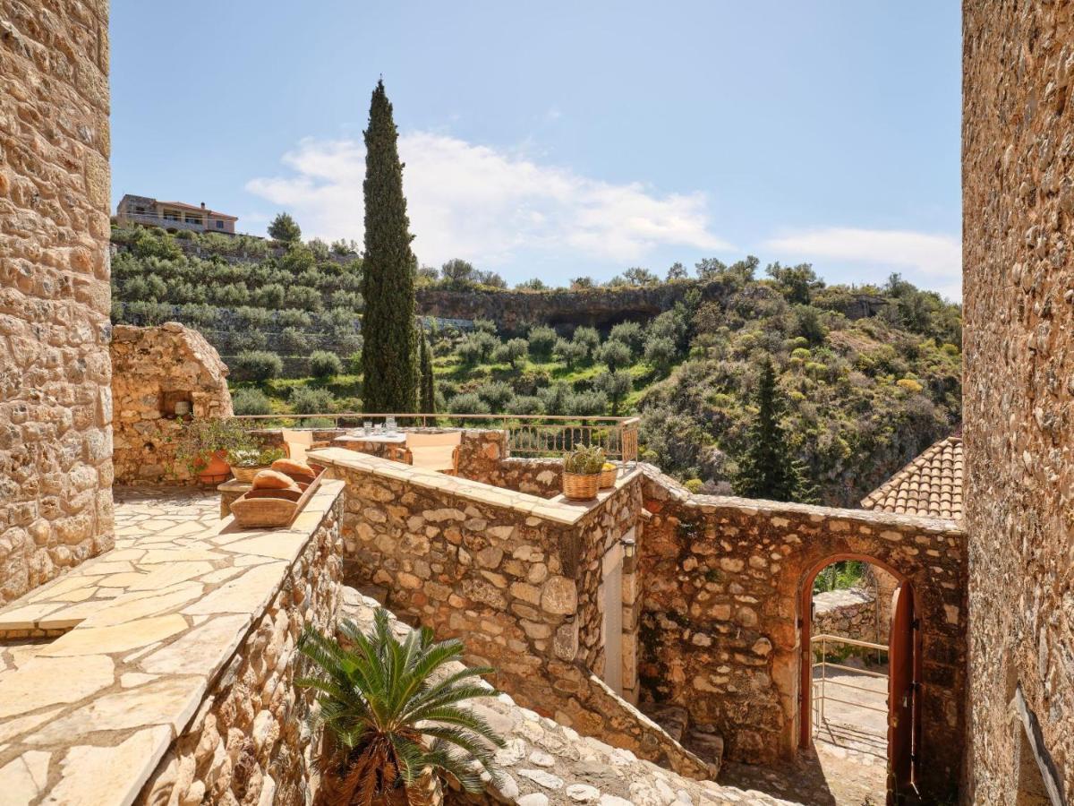 Petreas Castle Kardamyli Exterior foto